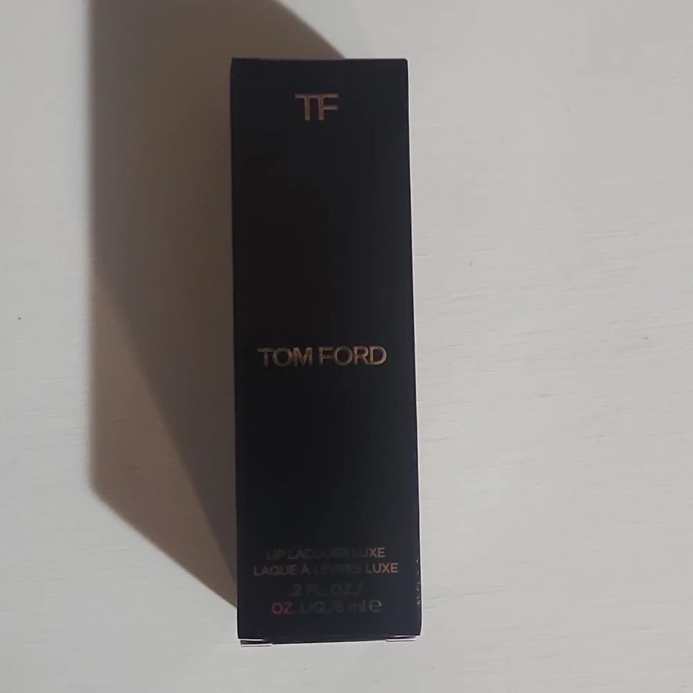 TOM FORD Lark Lip Lacquer Luxe Matte